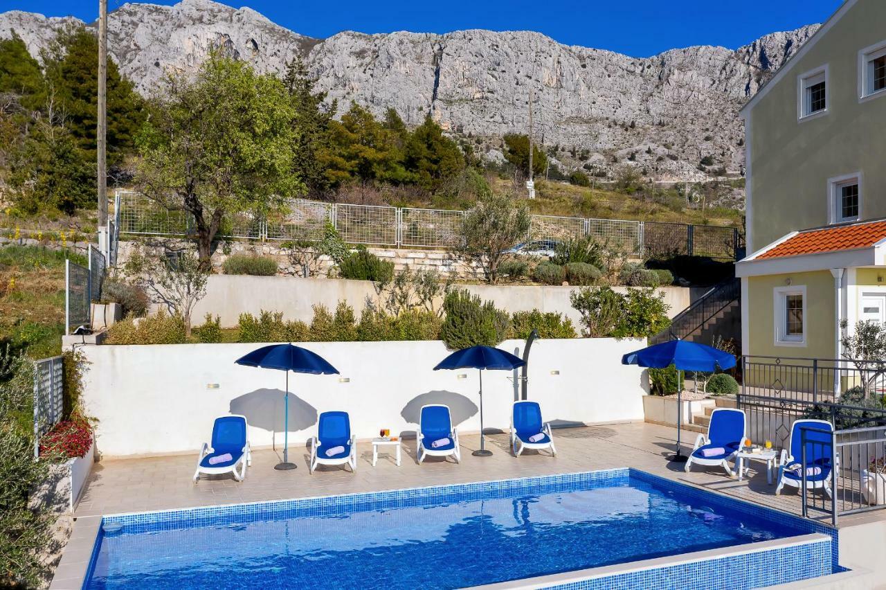Villa Lilly Podgora Exterior photo