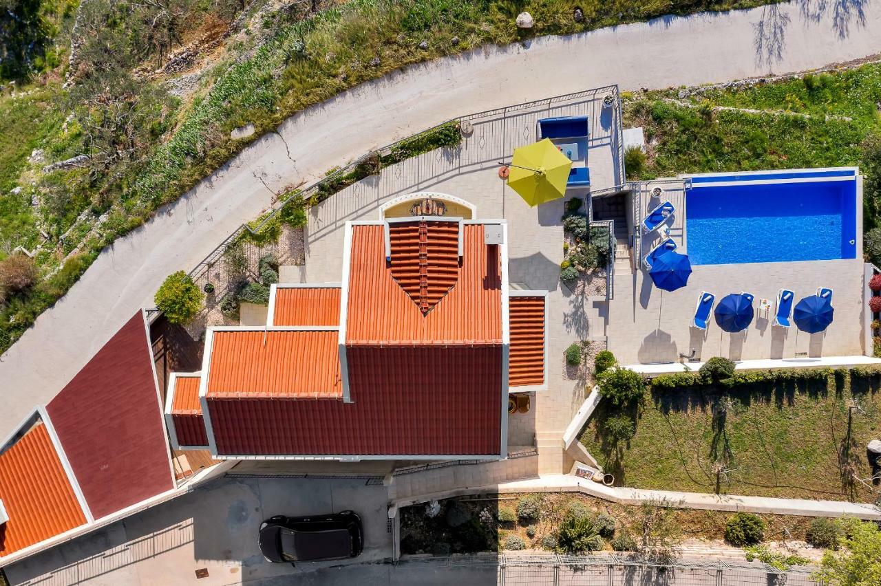 Villa Lilly Podgora Exterior photo