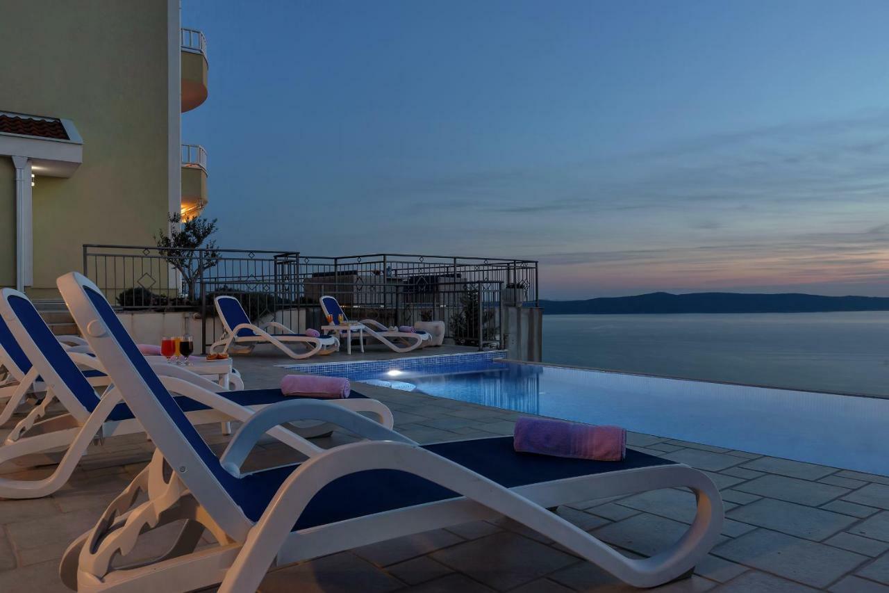 Villa Lilly Podgora Exterior photo